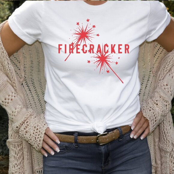 Firecracker Graphics Shirt, USA Independence Day T-shirt - Picture 1 of 3